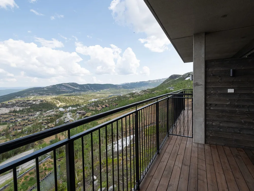 Gausta Residence 302