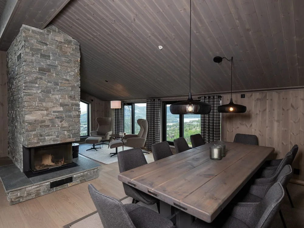 Gausta Residence 401