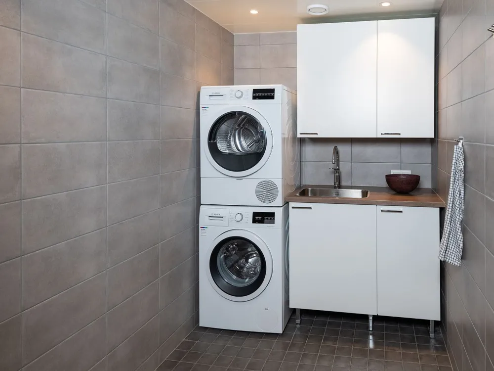 Gausta Residence 401