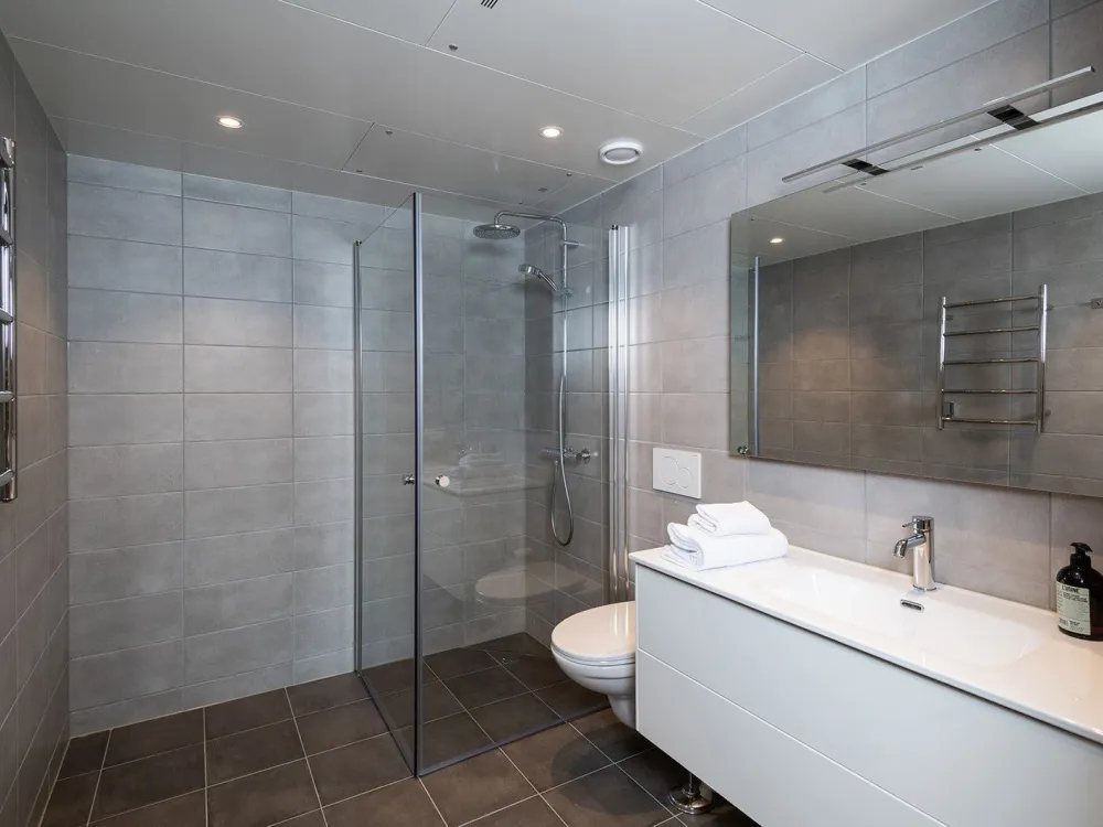 Gausta Residence 305