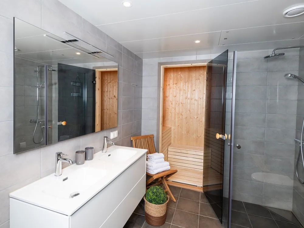 Gausta Residence 405